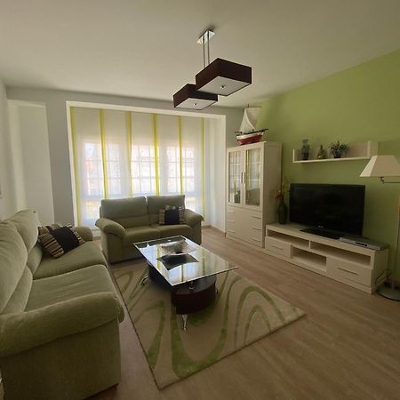 Precioso Piso En Pleno Centro De O Grove Apartman Kültér fotó